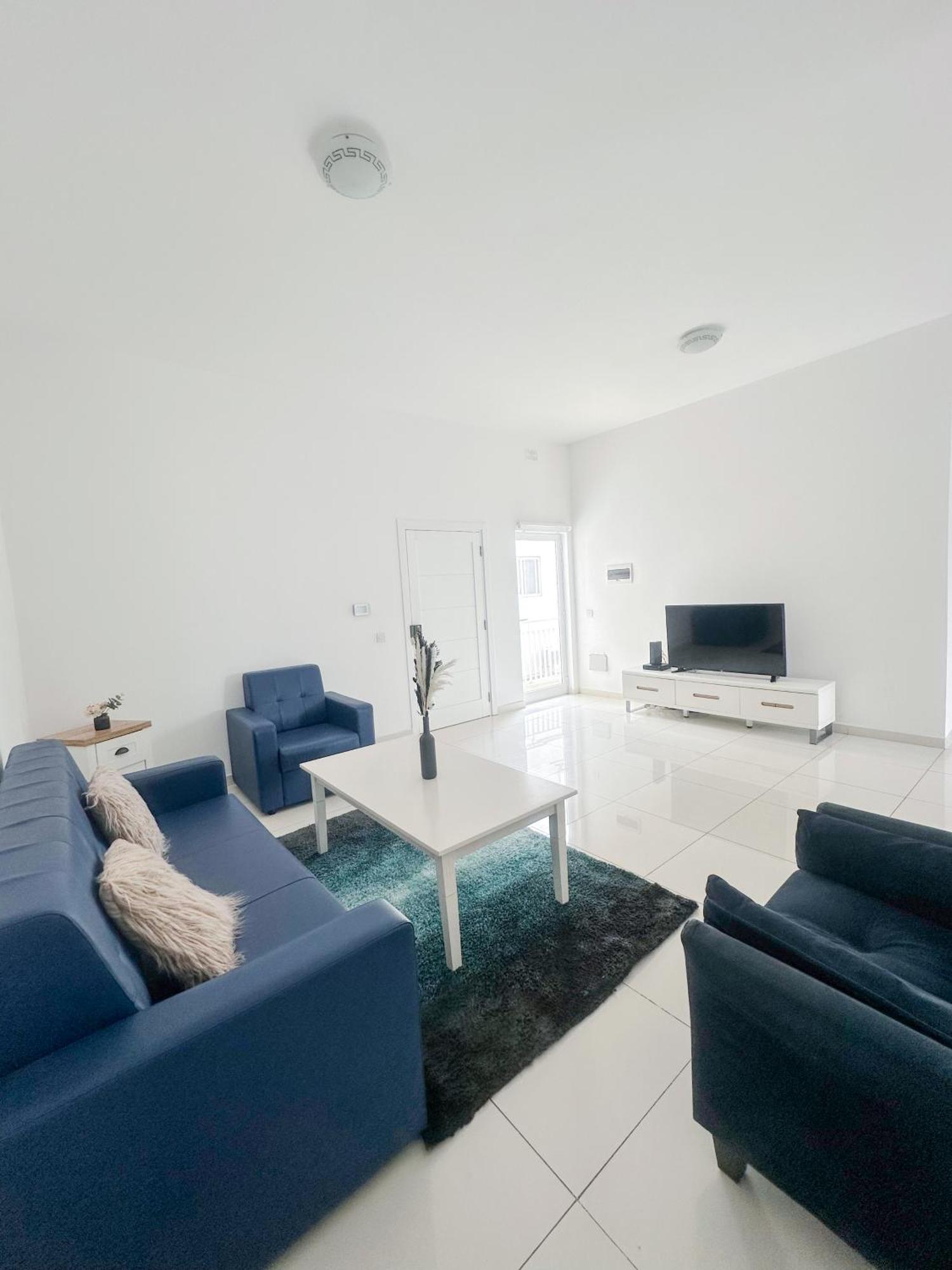 Homestay Lovely Next To St Julians Is-Swieqi